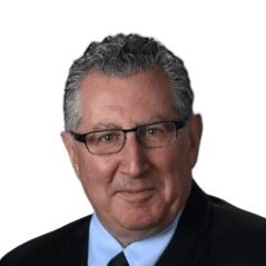 Alexander Attie (3)-Photoroom